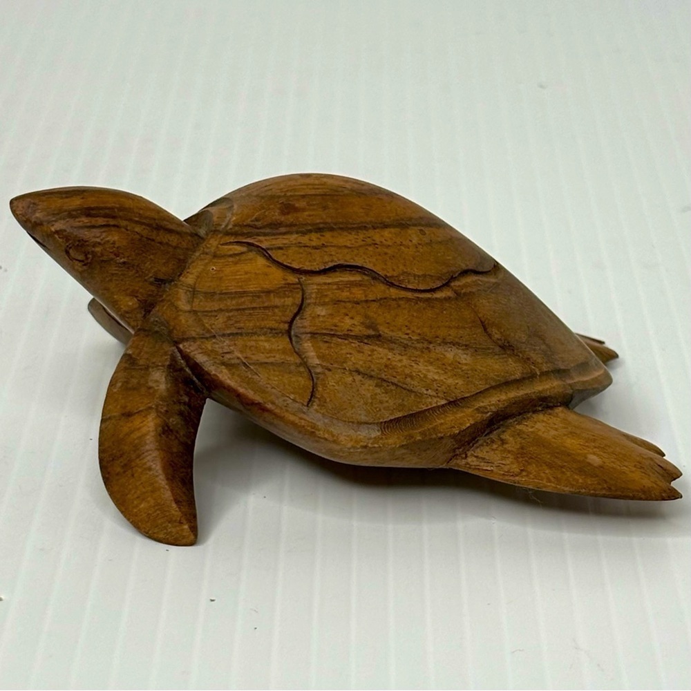 Hand Carved Wooden Sea Turtle Figure Detailed w/repair 3”